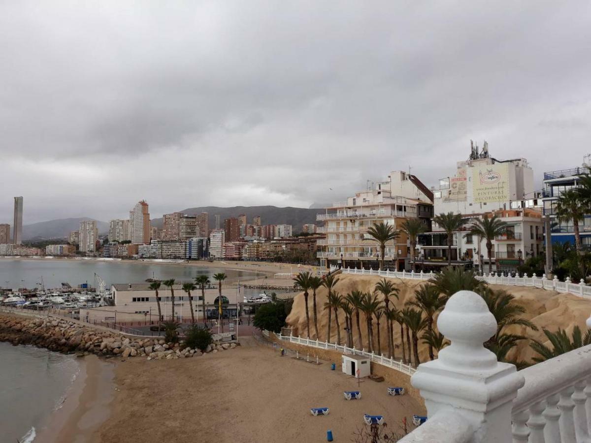 Hola Apartment Benidorm Exteriör bild